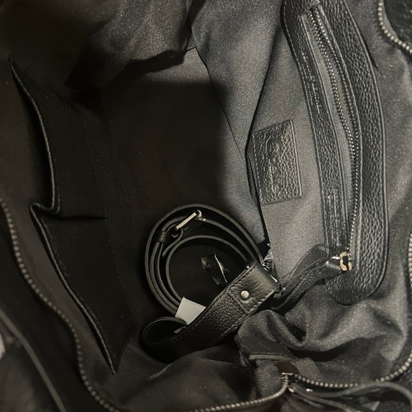 Iopelle Skull Medium Tote - Picture 2 of 3